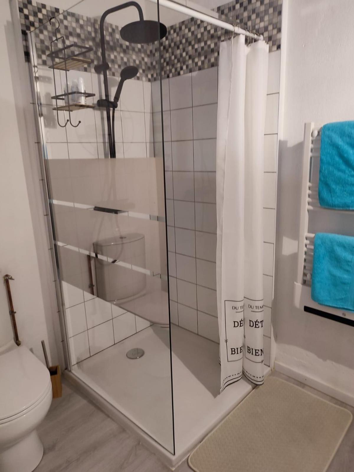 Apartmán Les Oliviers Caumont-sur-Durance Exteriér fotografie